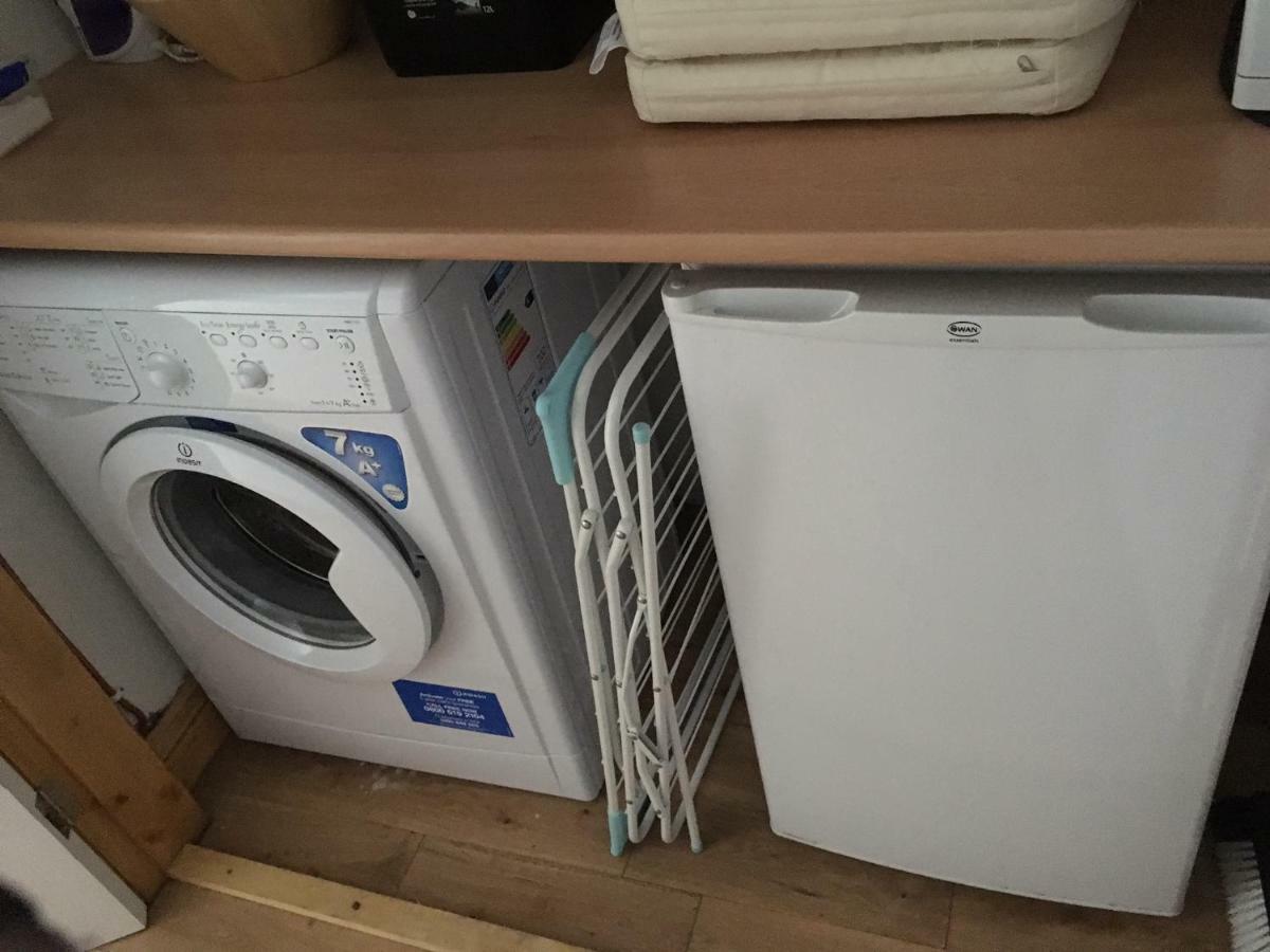 Crud Yr Awel Apartment Y Felinheli Bagian luar foto