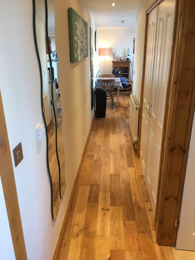 Crud Yr Awel Apartment Y Felinheli Bagian luar foto